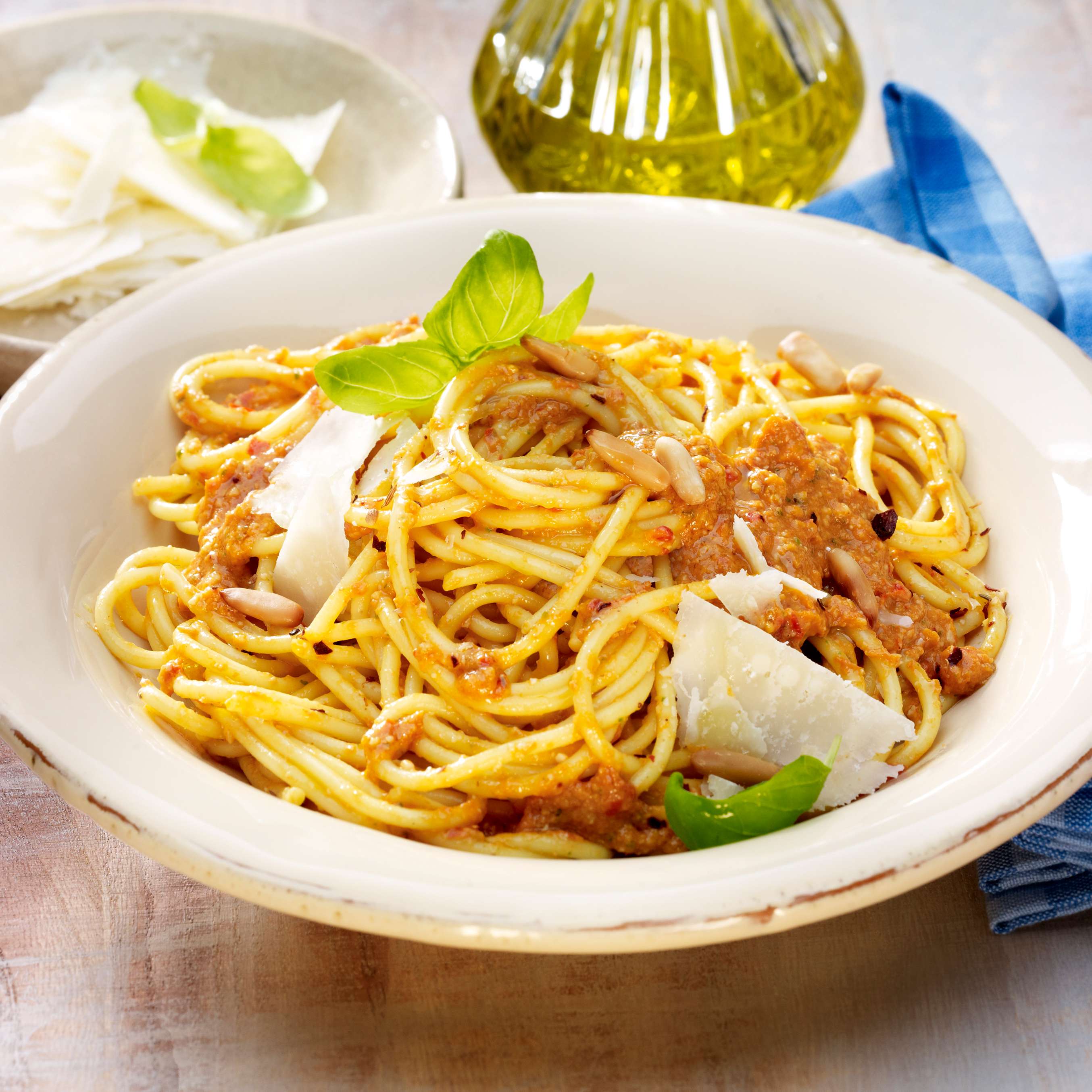 Spaghetti Mit Tomaten Nuss Pesto Rezept Kaufland