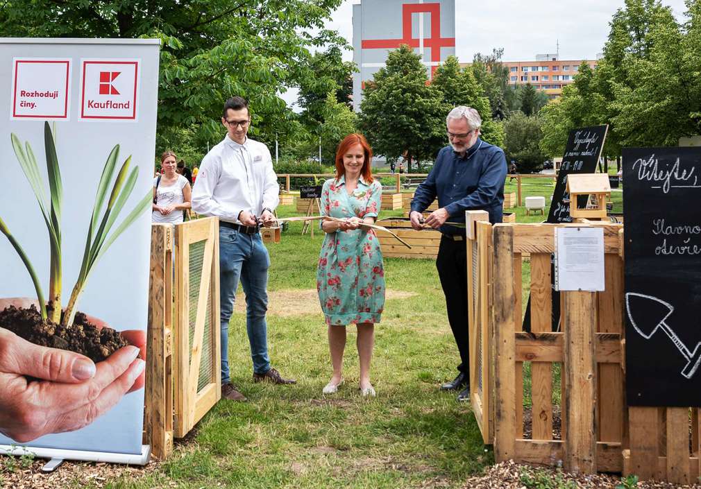 Otevřen komunitní zahrady v Kladně. komunitní zahrada v Kladně
