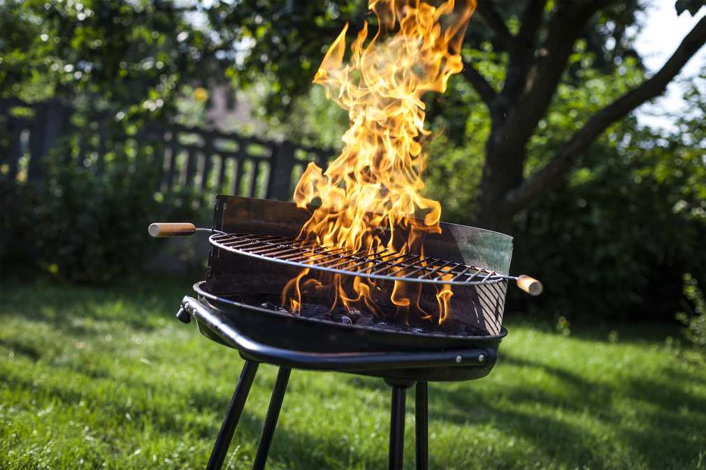 Sichere Grillsaison: So lassen sich Flammen vermeiden