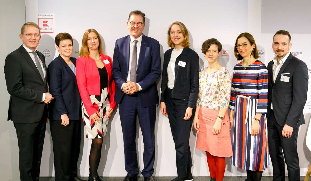 Gruppenbild der Sprecher des Dialoges Gruppenbild der Sprecher des Dialoges