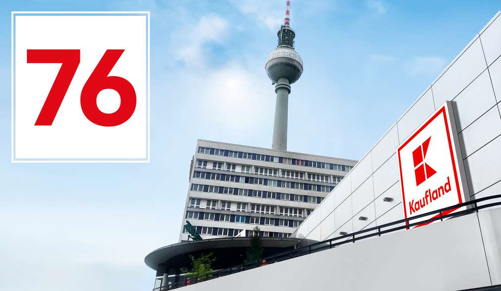 Außenansicht Kaufland-Filiale Berlin Alexanderplatz mit Fernsehturm Außenansicht Kaufland-Filiale Berlin Alexanderplatz mit Fernsehturm