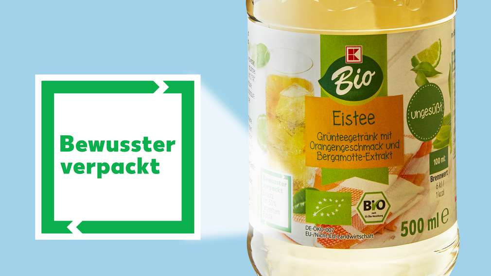 K-Bio Eistee mit Hinweis „Bewusster verpackt” K-Bio Eistee mit Hinweis „Bewusster verpackt”
