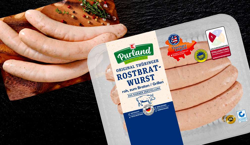 Original Thüringer Rostbratwurst auf Brett Original Thüringer Rostbratwurst auf Brett