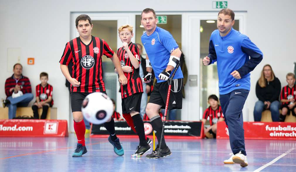 Fußballspieler in Halle Fußballspieler in Halle