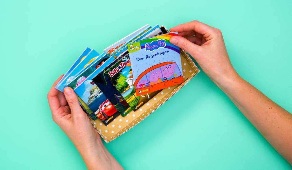 Bücherbox: Alle Utensilien, die für die Bastelanleitung gebraucht werden Bücherbox: Alle Utensilien, die für die Bastelanleitung gebraucht werden