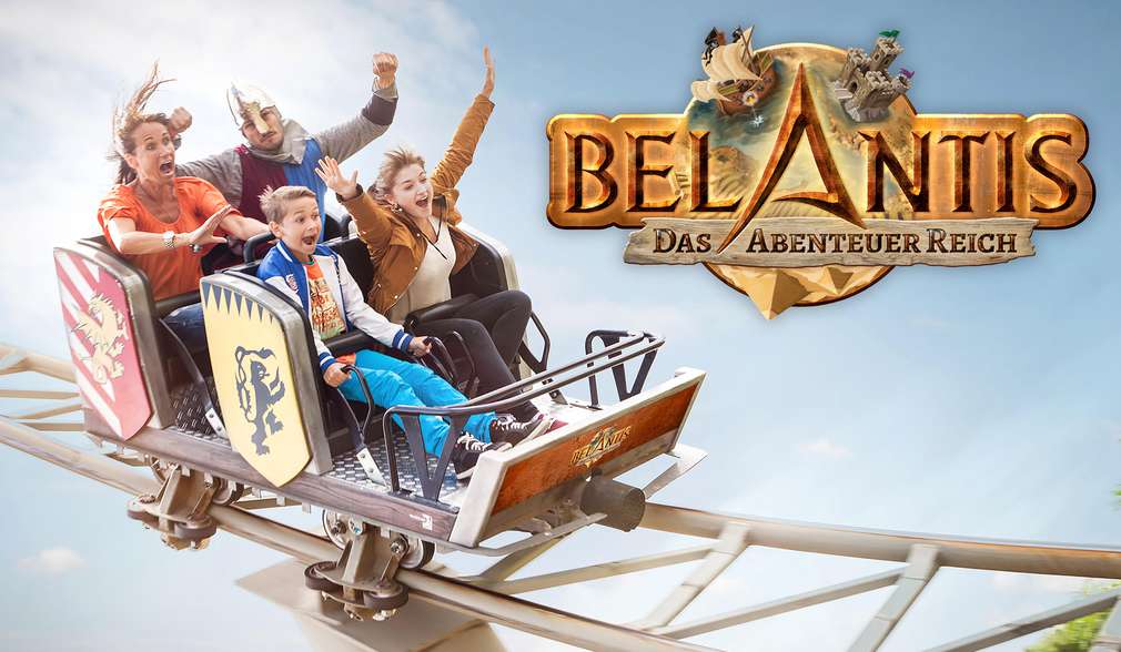 Familie in Achterbahn; Logo: BELANTIS Familie in Achterbahn; Logo: BELANTIS