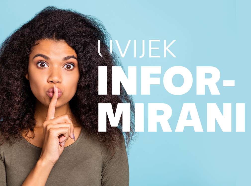 Mit dem Kauf-Letter bleiben Sie immer top informiert. Eine Frau hält ihren Zeigefinger vor ihren Mund