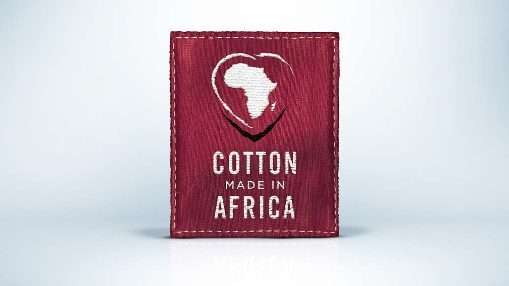 În calitate de partener al CmiA, susținem cultivarea sustenabilă a bumbacului în Africa Sigla „Cotton made in Africa”