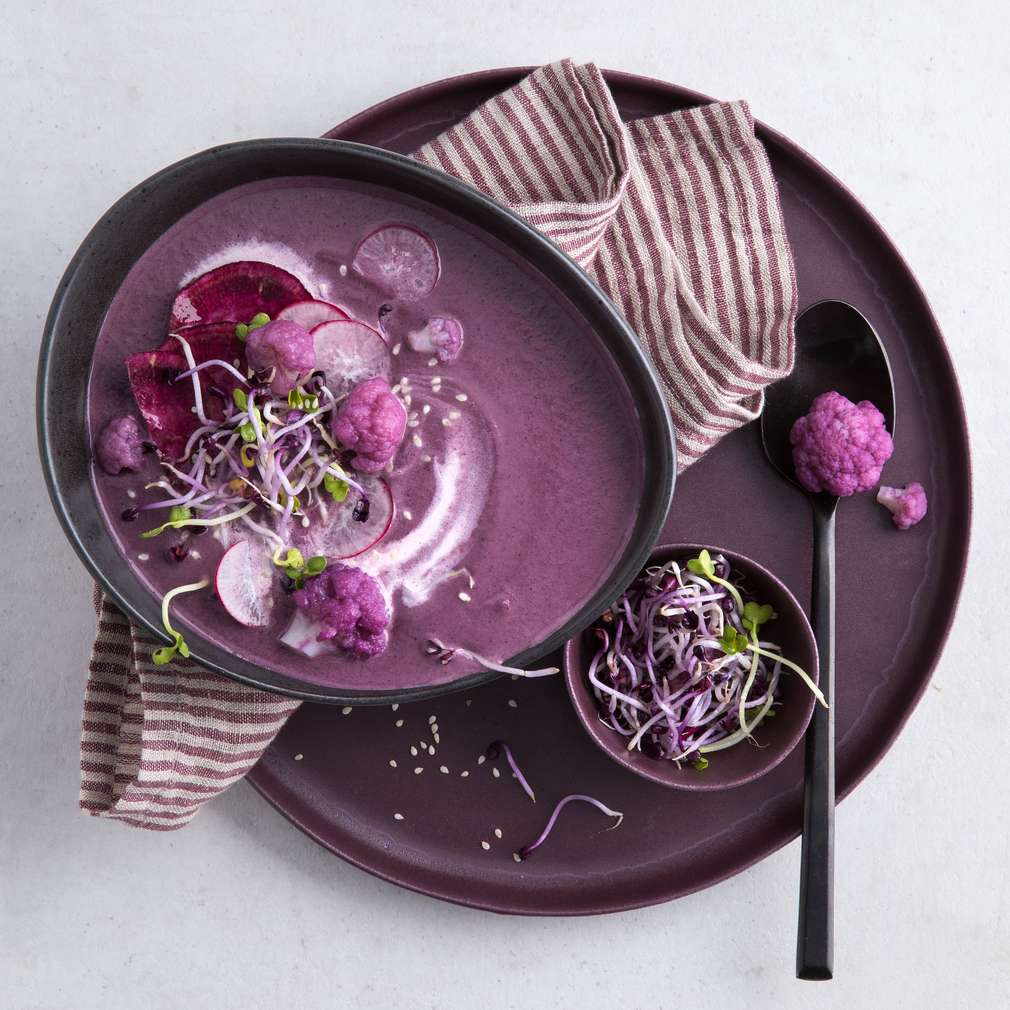Abbildung des Rezepts Violette Süßkartoffel-Blumenkohl-Suppe