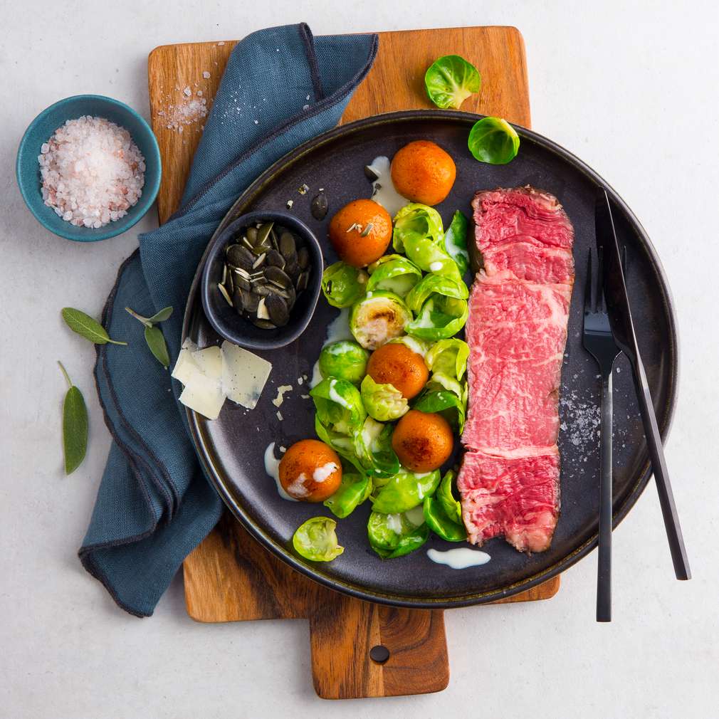 Abbildung des Rezepts Galicien-Beef mit Kürbisbällchen Abbildung des Rezepts Galicien-Beef mit Kürbisbällchen
