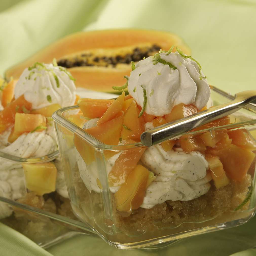 Imaginea rețetei Desert cu papaya Imaginea rețetei Desert cu papaya
