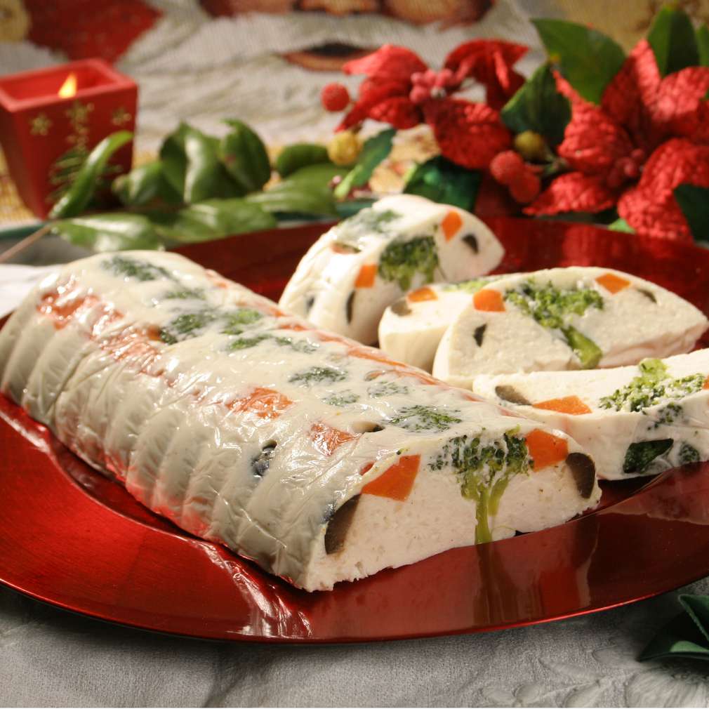 Pui cu broccoli în aspic Pui cu broccoli în aspic