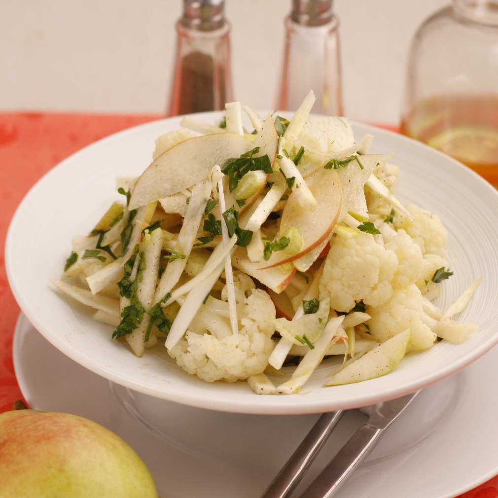 Salată crocantă cu fenicul Salată crocantă cu fenicul