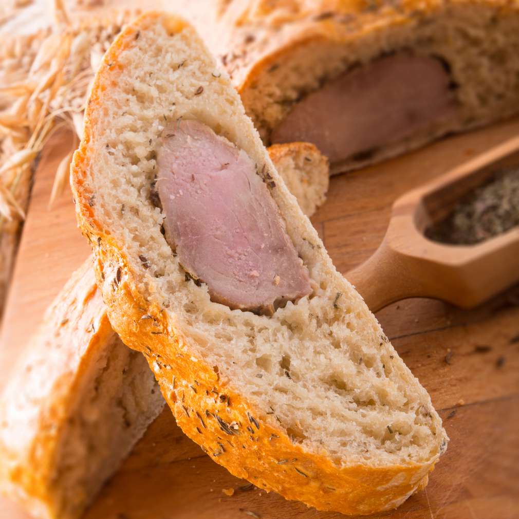 Imaginea rețetei Mușchi de porc în pâine Imaginea rețetei Mușchi de porc în pâine