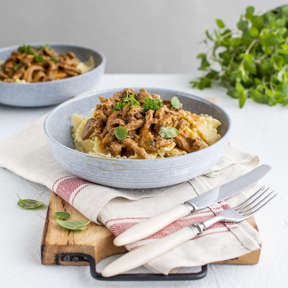 Zobrazenie receptu Hovädzí stroganov s cestovinami Zobrazenie receptu Hovädzí stroganov s cestovinami