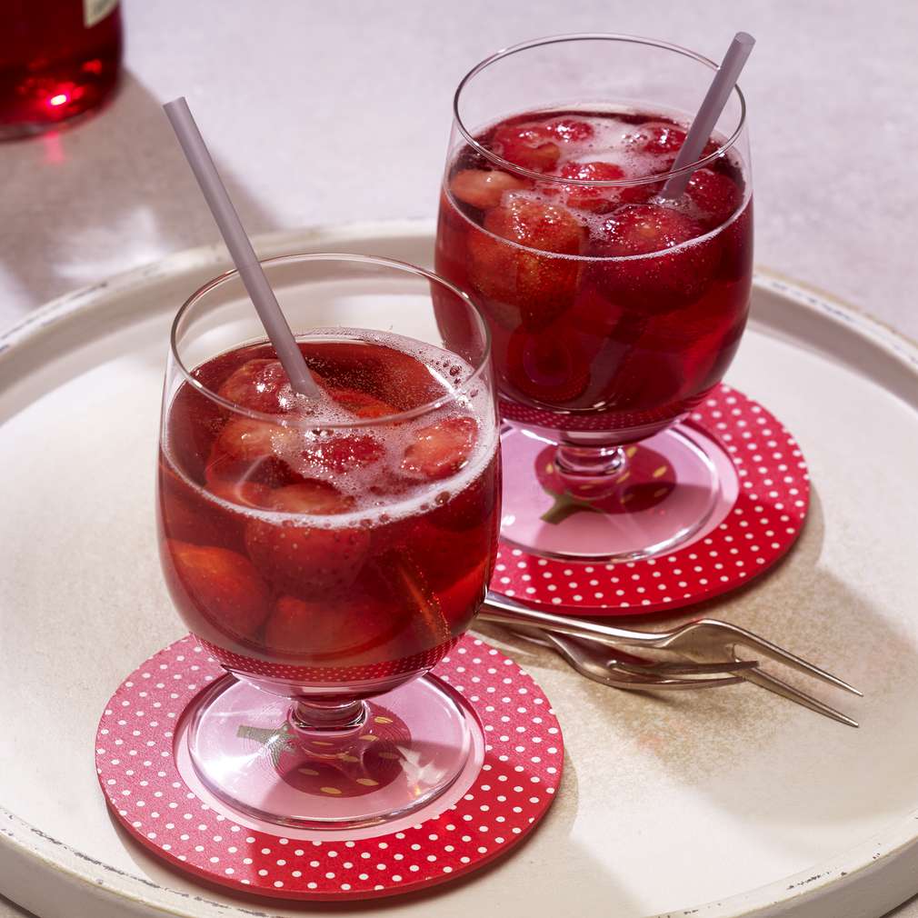 Cocktail cu Campari și căpșuni