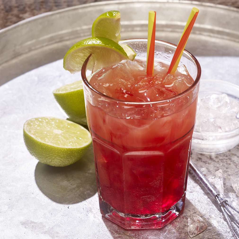 Imaginea rețetei Cocktail „Vis în roz” Imaginea rețetei Cocktail „Vis în roz”