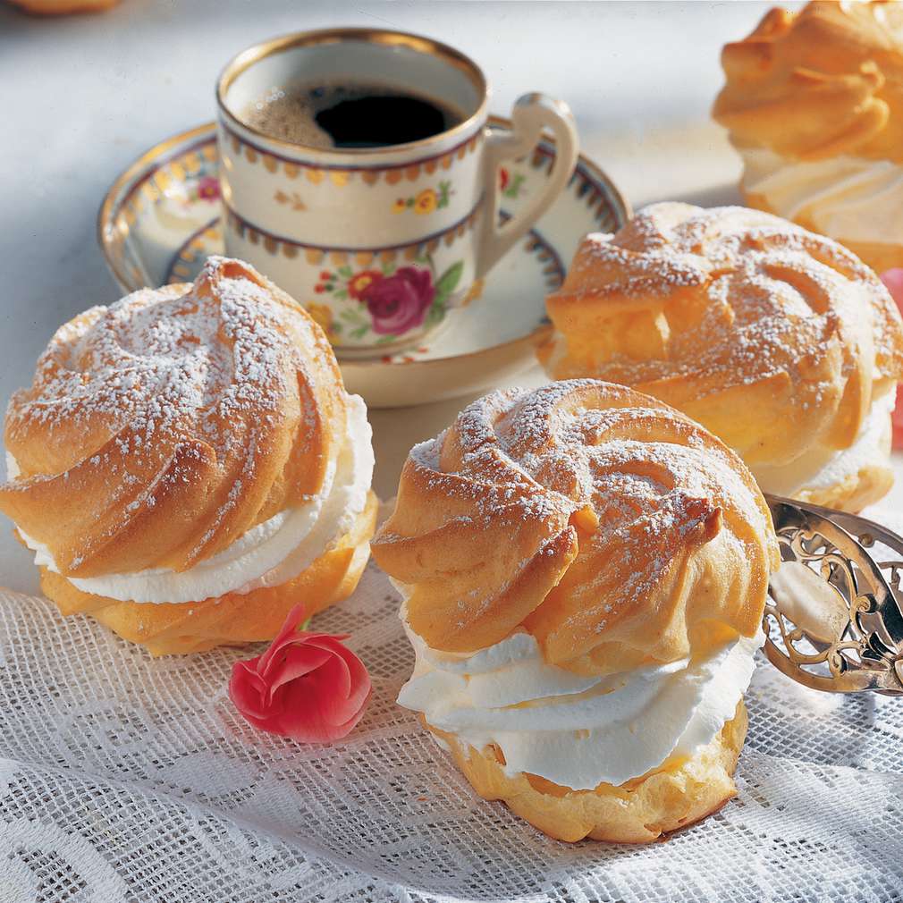 Choux cu frișcă Choux cu frișcă
