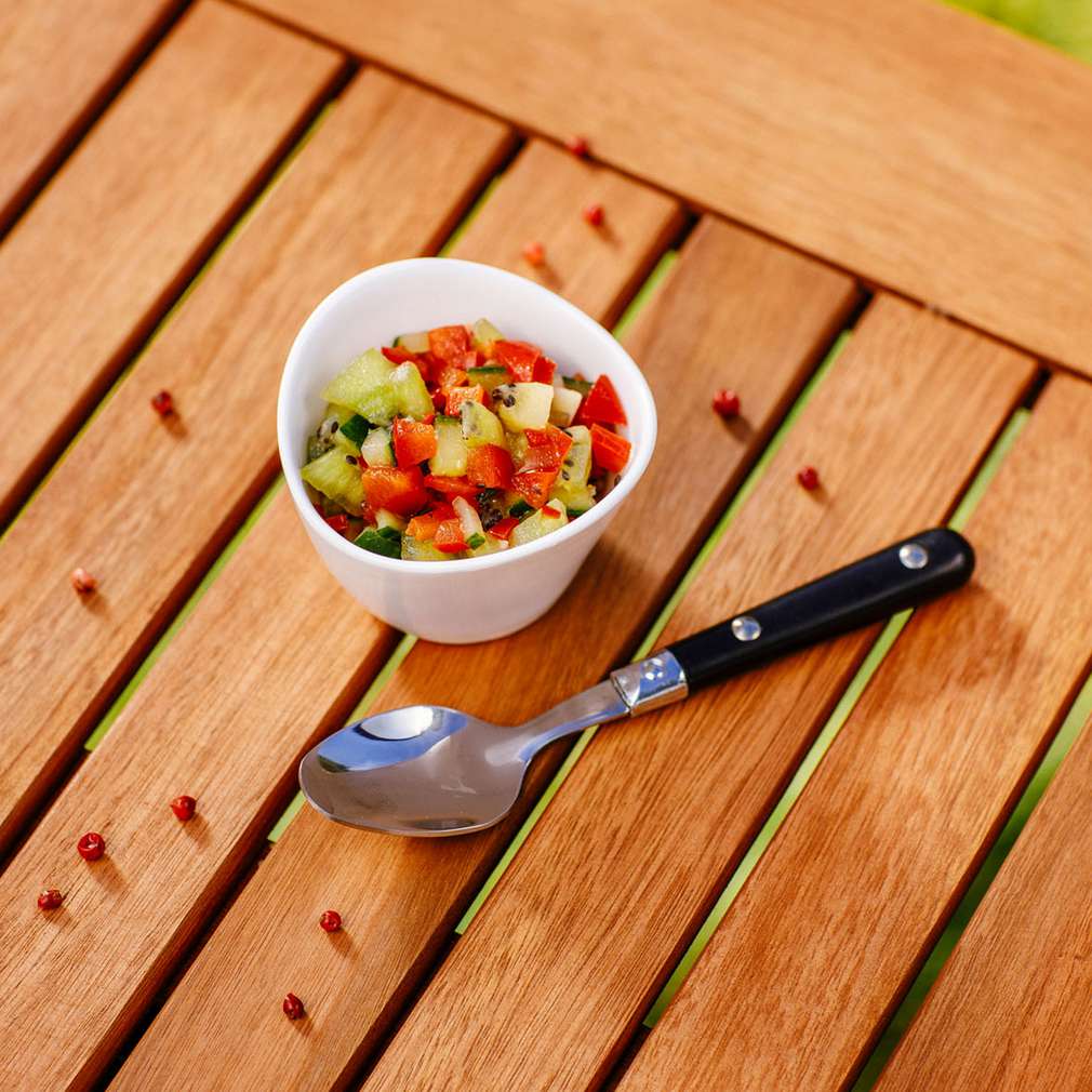 Salsa de kiwi și ardei Salsa de kiwi și ardei