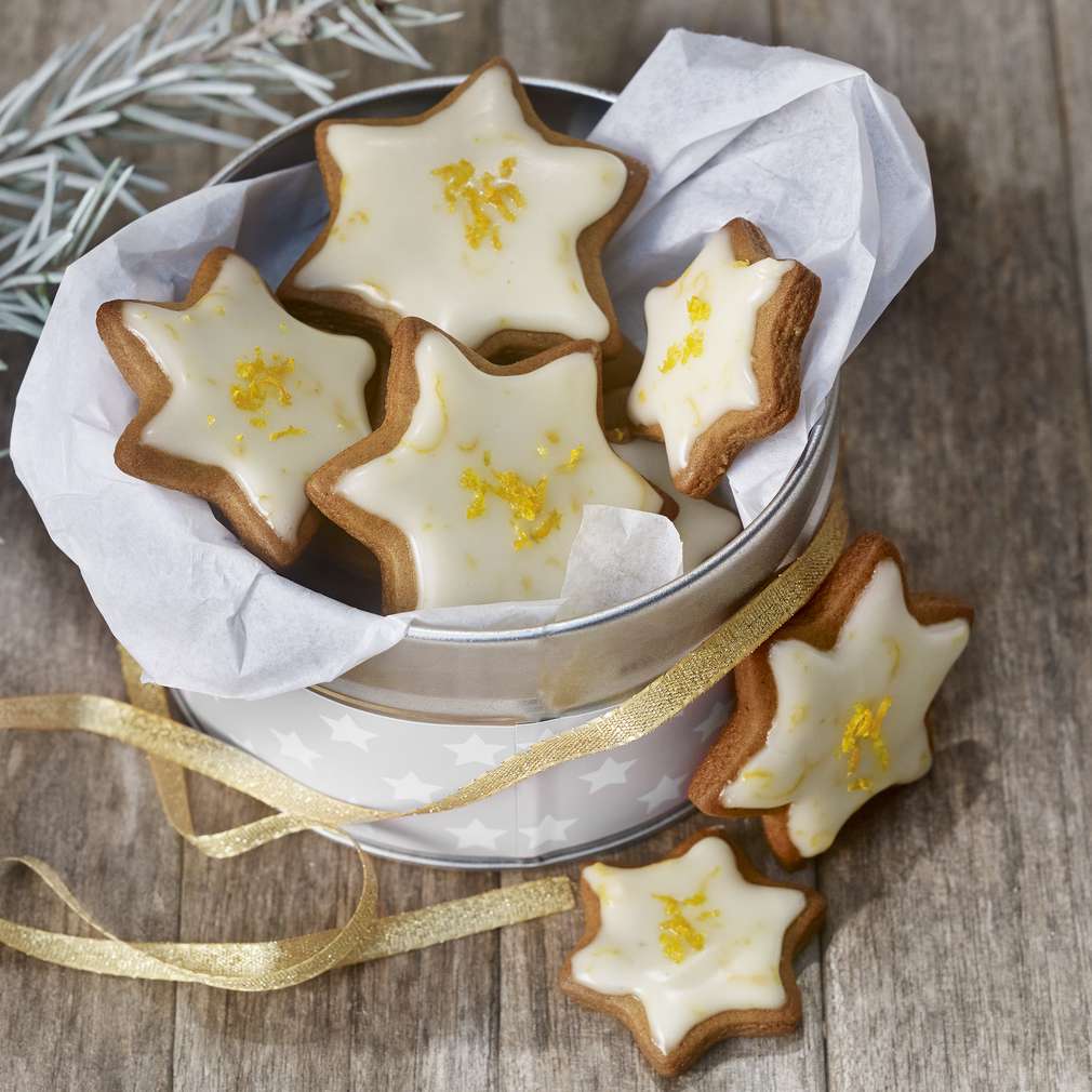 Abbildung des Rezepts Vegane Zuckerrübenplätzchen mit Orangenglasur Abbildung des Rezepts Vegane Zuckerrübenplätzchen mit Orangenglasur