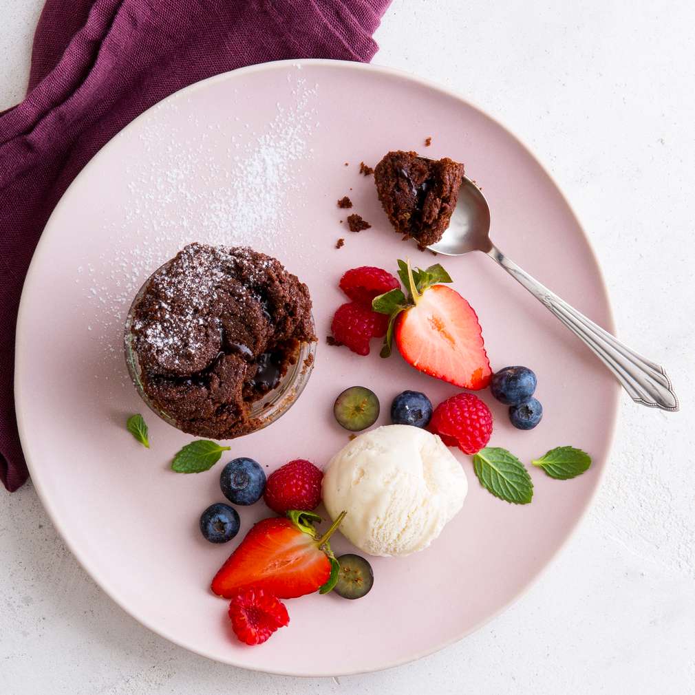 Imaginea rețetei Prăjitură cu ciocolată amăruie