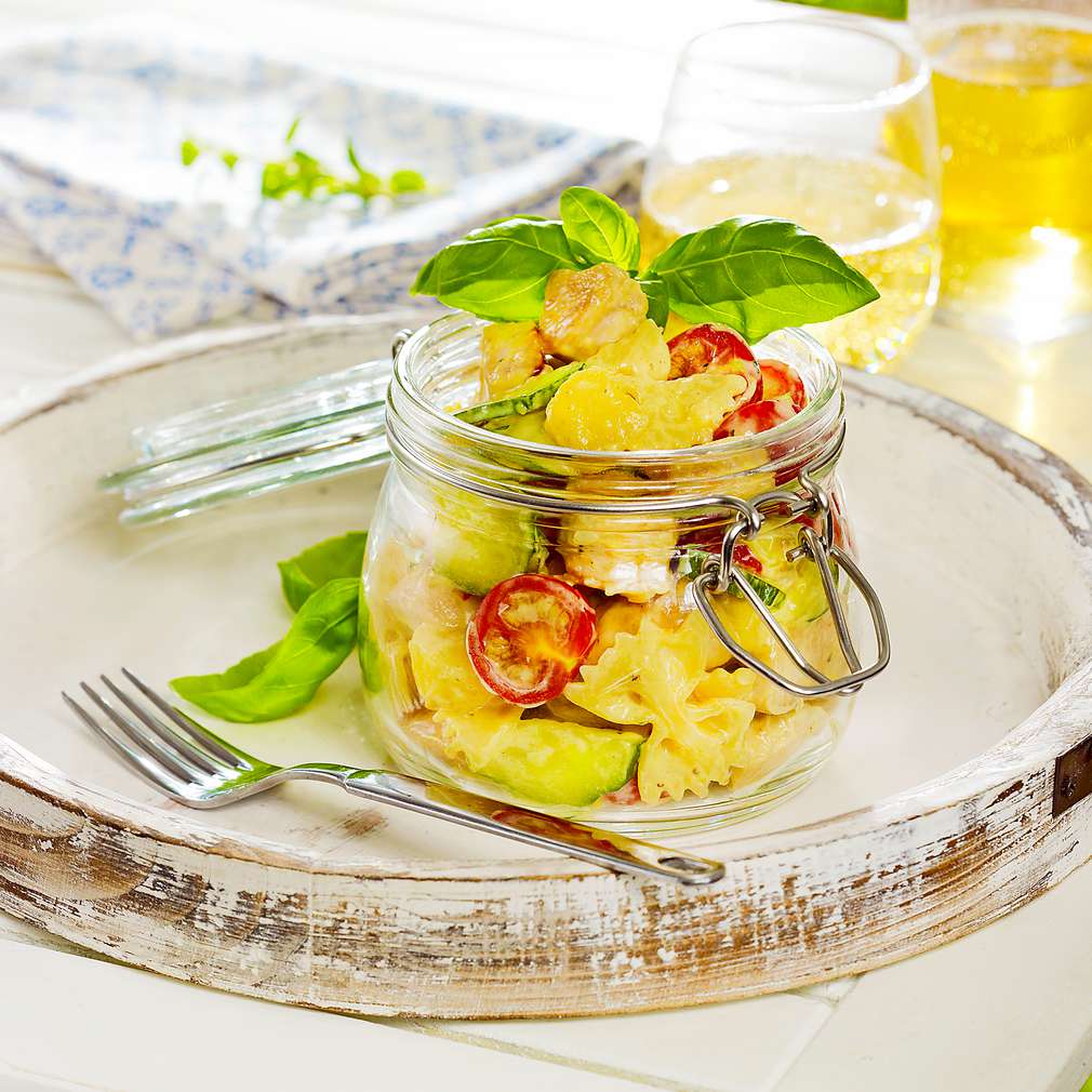 Abbildung des Rezepts Bunter Farfalle-Salat Abbildung des Rezepts Bunter Farfalle-Salat