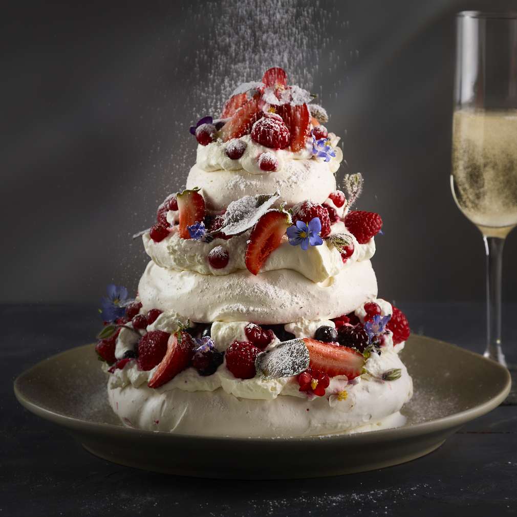 Pavlova | Rețetă de Chef Foa Pavlova | Rețetă de Chef Foa