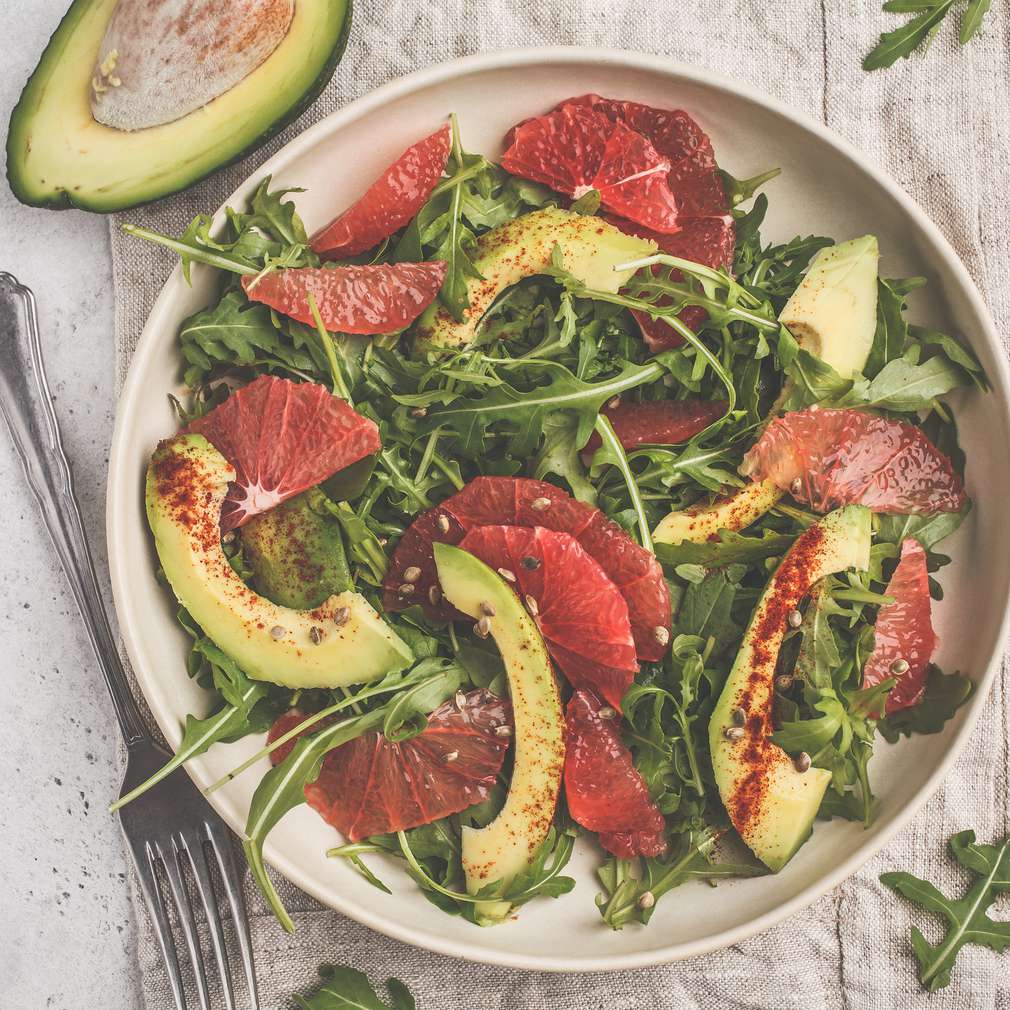 Imaginea rețetei Salată de grepfrut și avocado Imaginea rețetei Salată de grepfrut și avocado
