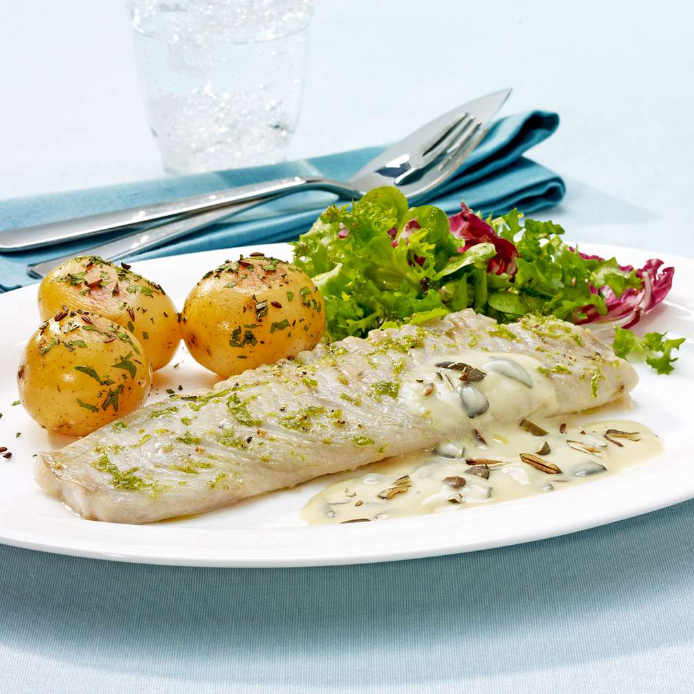 Abbildung des Rezepts Seelachs mit Kürbiskern-Hollandaise Abbildung des Rezepts Seelachs mit Kürbiskern-Hollandaise