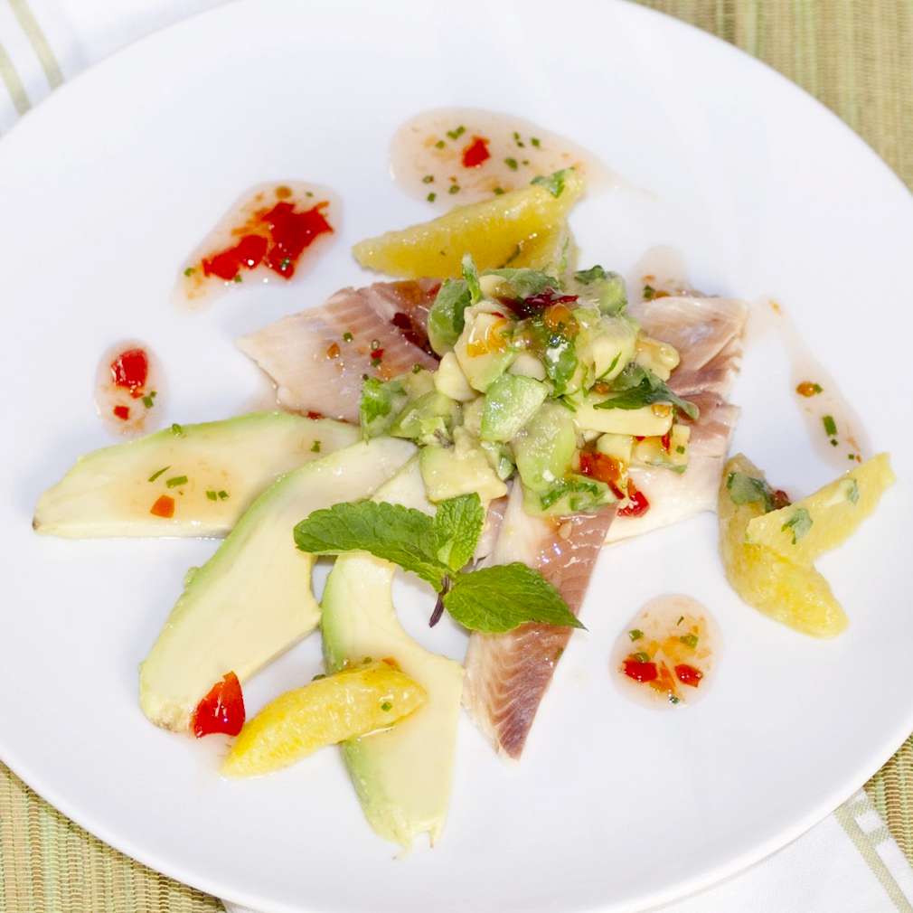 Abbildung des Rezepts Forelle mit süßlichem Avocadosalat Abbildung des Rezepts Forelle mit süßlichem Avocadosalat
