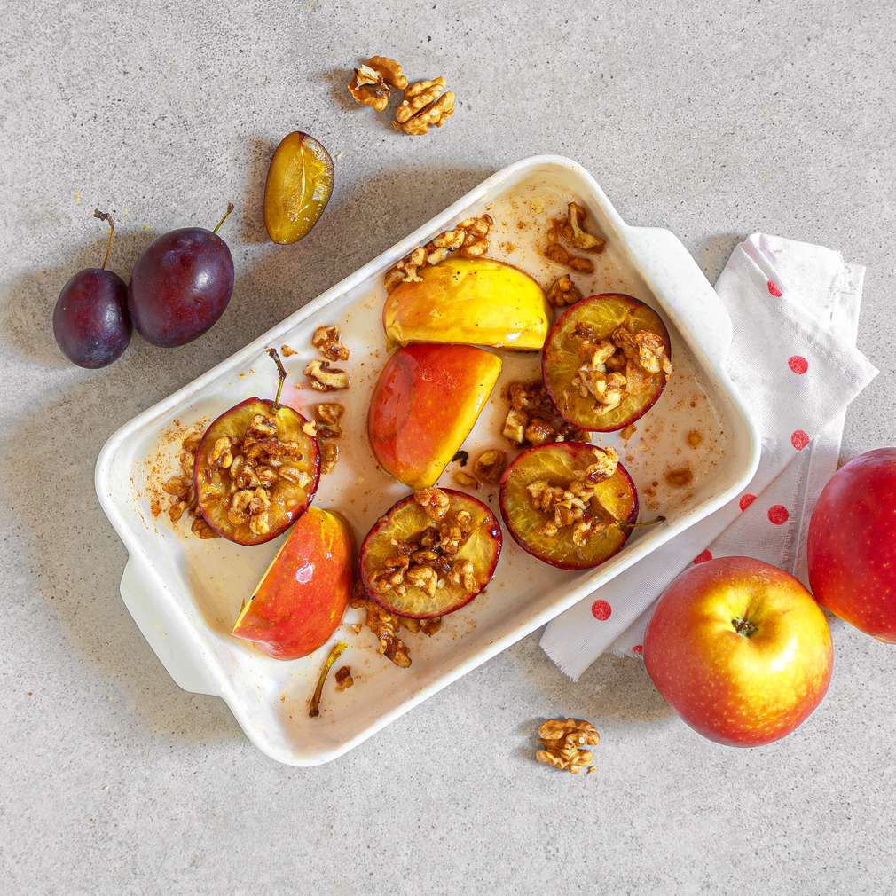 Zobrazit Pečené podzimní ovoce s ořechy receptů