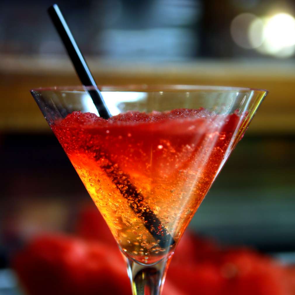 Cocktail cu rom și pepene