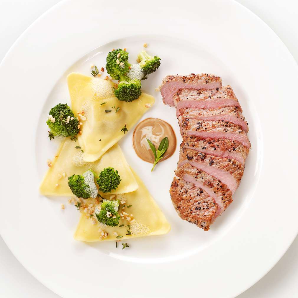 Abbildung des Rezepts Kalbsrückensteaks in Trüffelmarinade Abbildung des Rezepts Kalbsrückensteaks in Trüffelmarinade