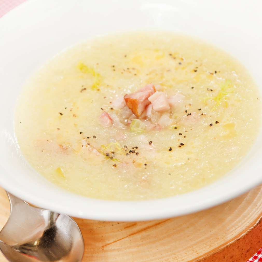 Supă cremă de țelină cu bacon Supă cremă de țelină cu bacon