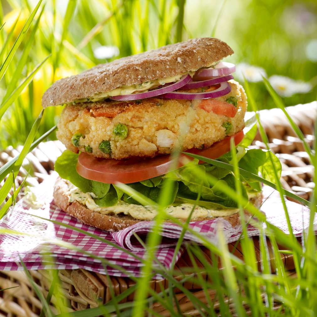 Gemüse-Burger mit süß-scharfer Senfcreme - Rezept | Kaufland