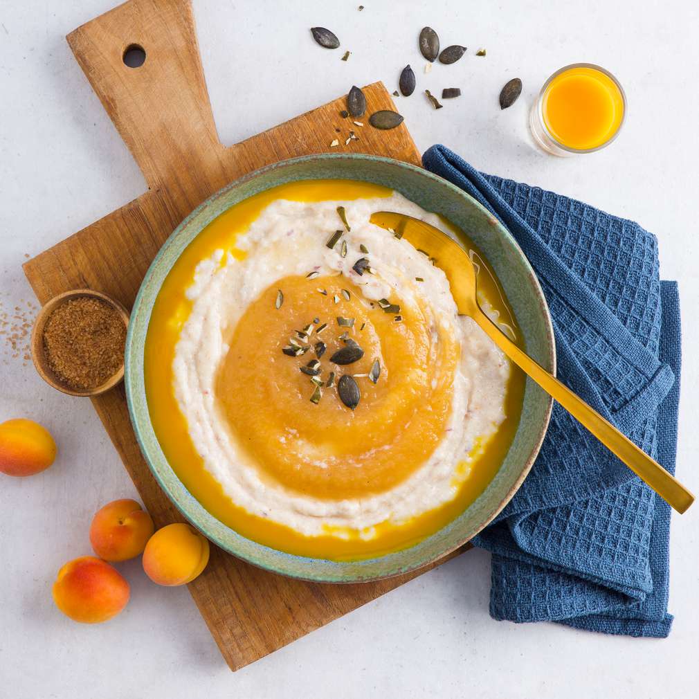 Abbildung des Rezepts Dinkel-Grießbrei mit Fruchtmus Abbildung des Rezepts Dinkel-Grießbrei mit Fruchtmus