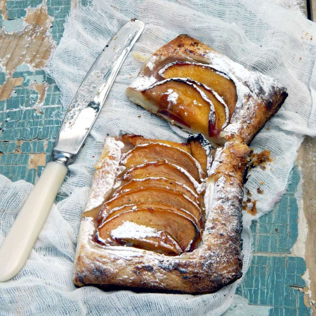 Galette cu piersici Galette cu piersici