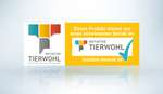 Bauer mit Ferkel und Logo der Initiative Tierwohl Bauer mit Ferkel und Logo der Initiative Tierwohl