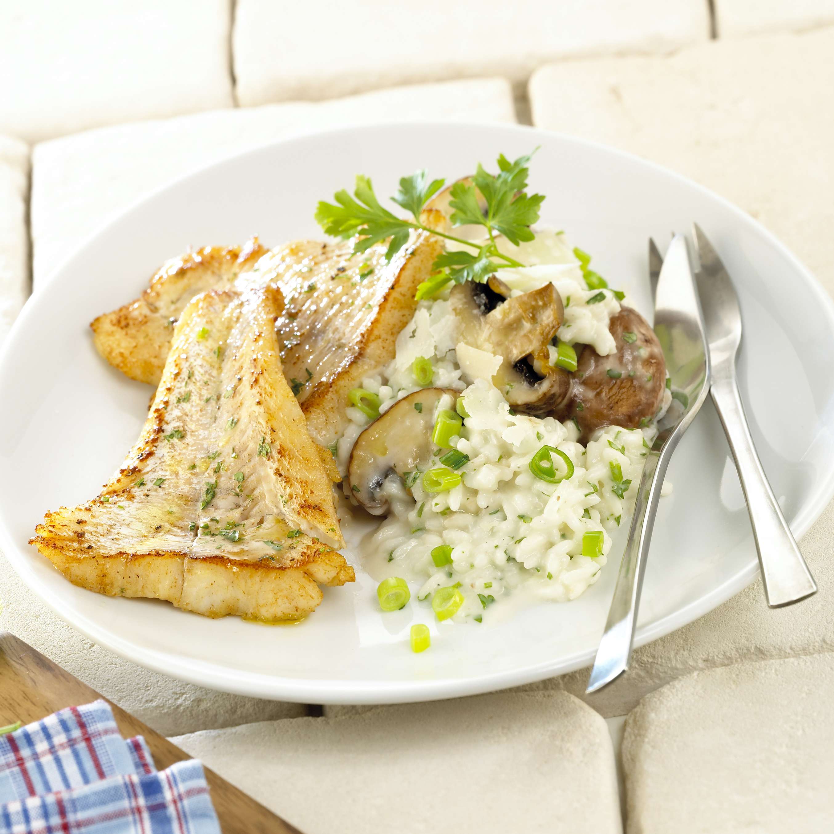 Zanderfilet mit Pilz-Risotto