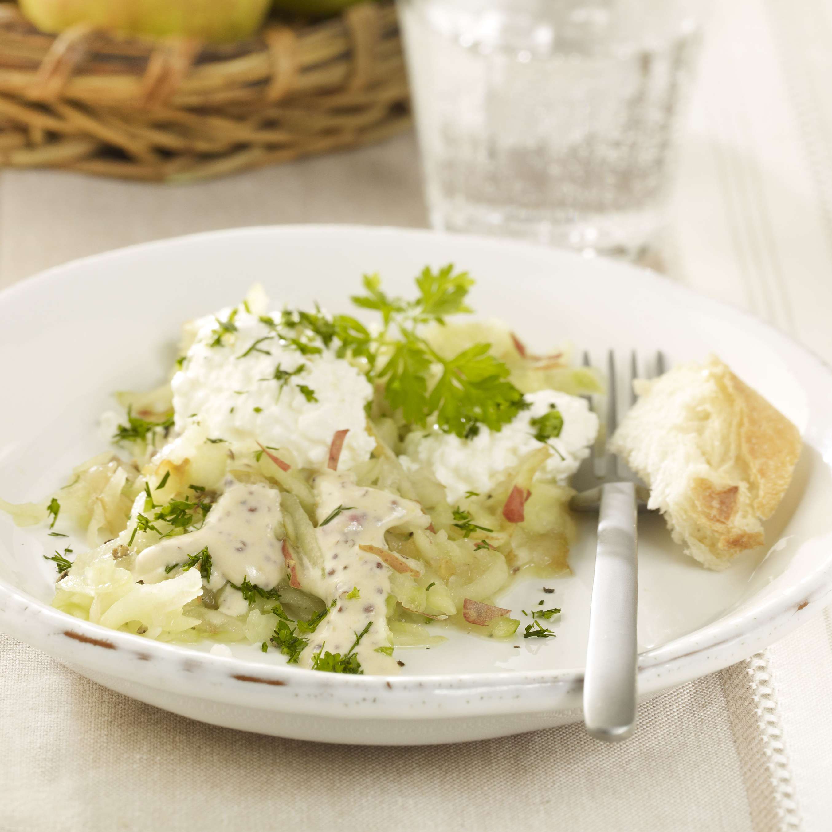 Gurken-Birnen-Salat mit körnigem Frischkäse - Rezept | Kaufland